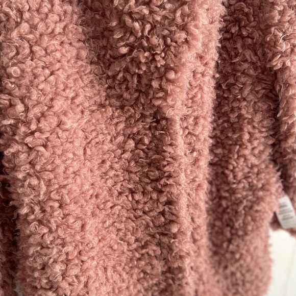 NWT Kendall and Kylie teddy bear Sherpa jacket coat in pink sz L sold locally - Picture 5 of 6